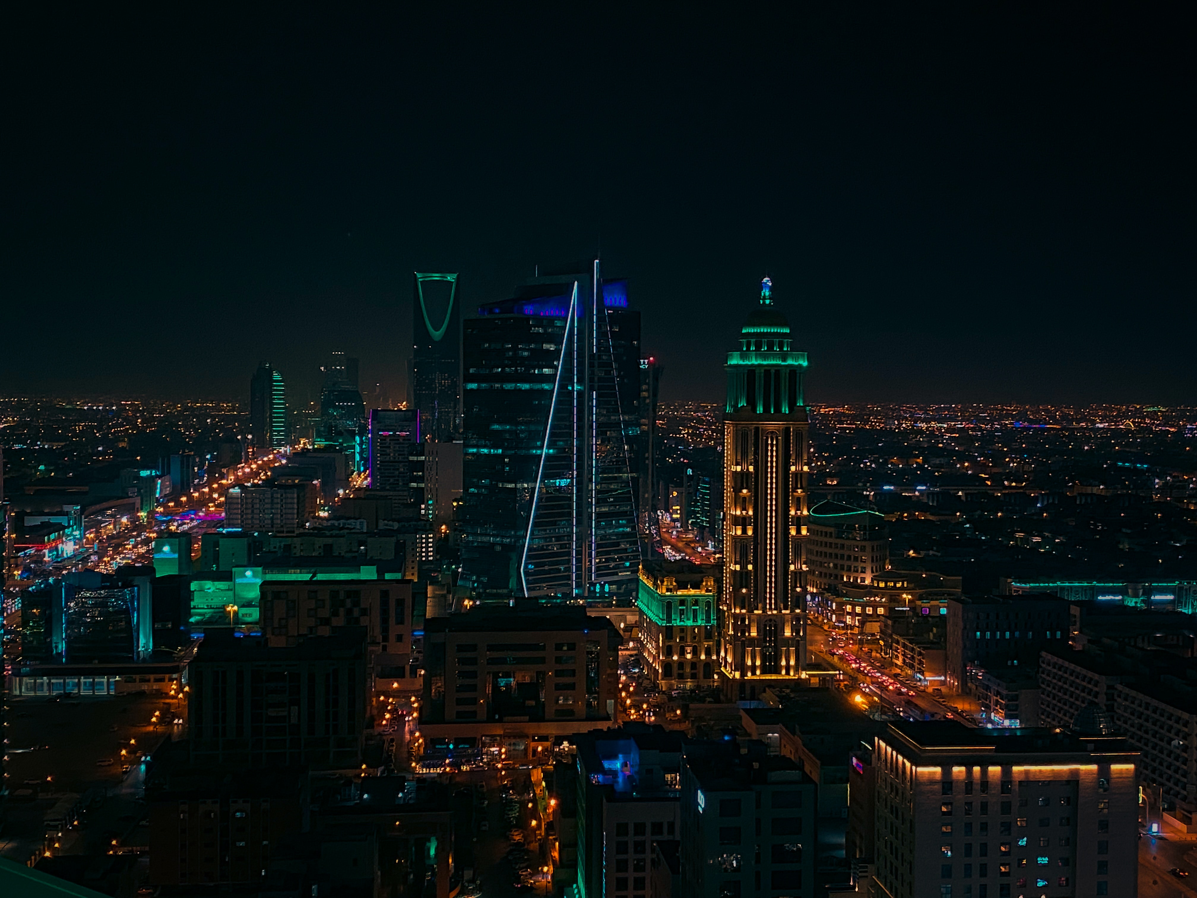 saudi-dark-skyline